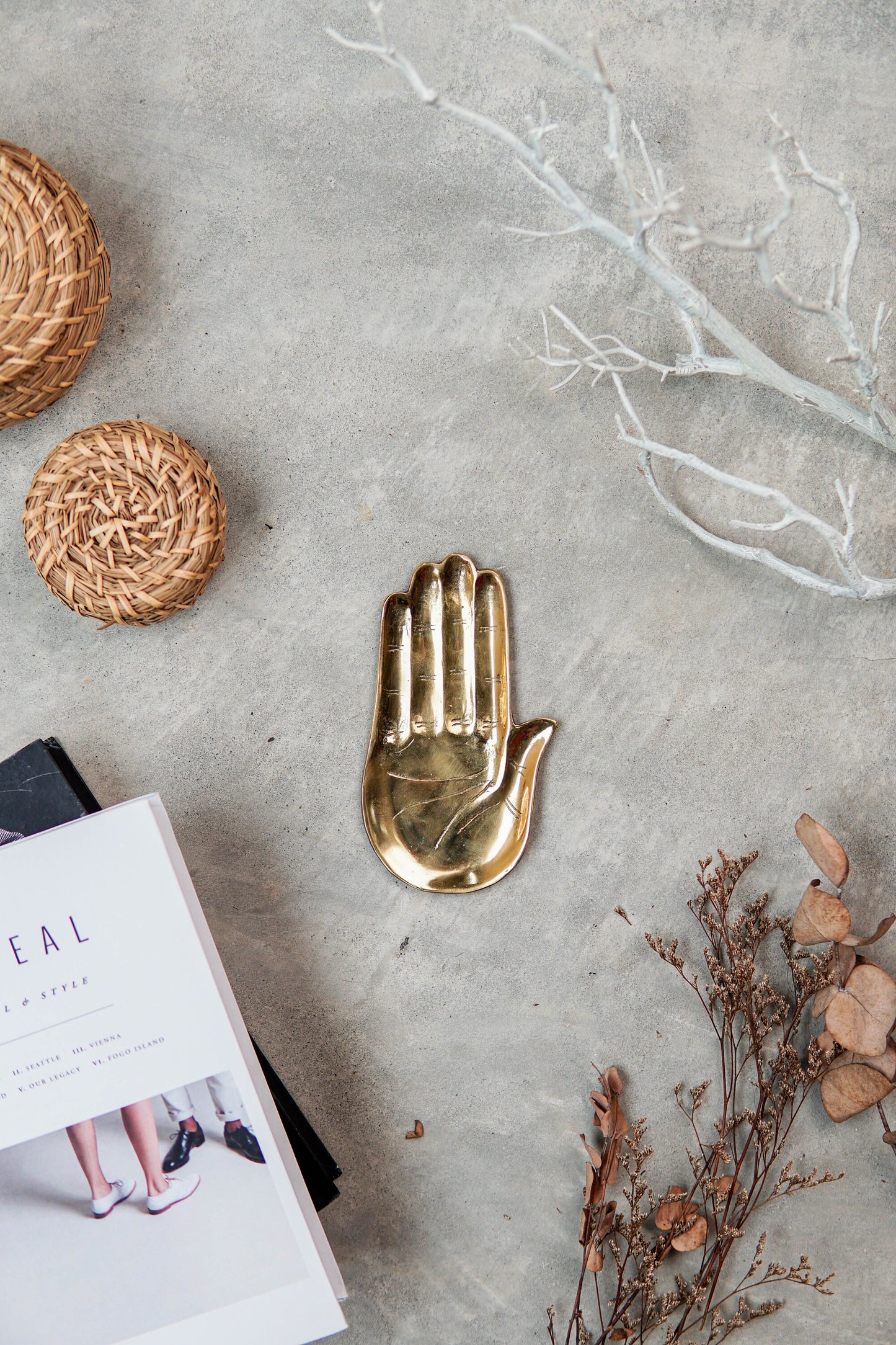 Decorative Tray Hand Brass from Bali